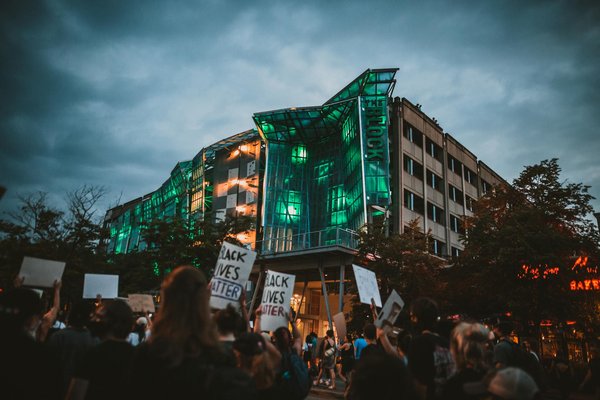 Comment se spécialiser dans la mise en œuvre de politiques de développement durable pour les collectivités locales?