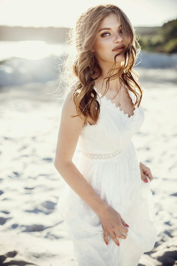 Découvrez la tendance unique de la robe boheme en 2024